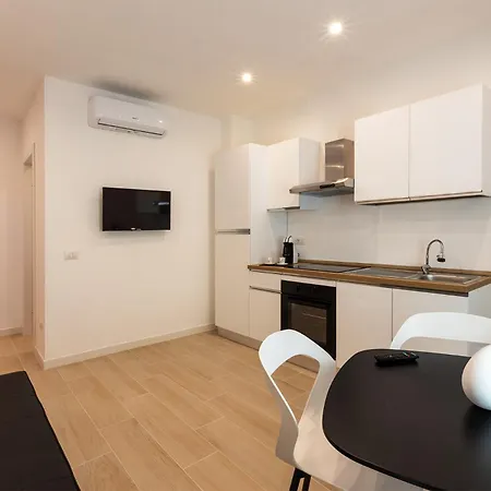 Dream House 29 *